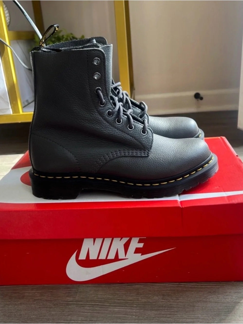 Dr. Martens 1460 Leather Grey Size 7